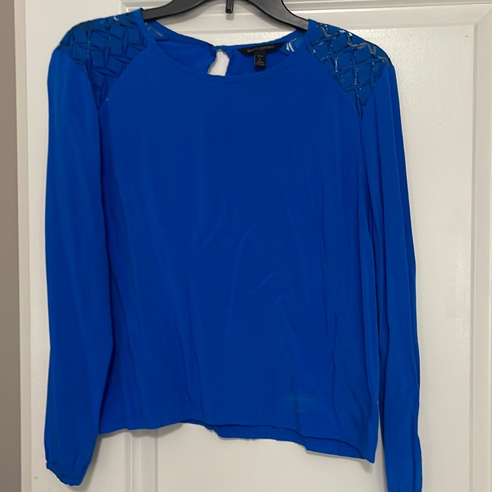 Banana republic top blue size L
